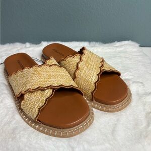 NWT SuperCush Chelsea Crossband Footbed Sandals Women’s Size 8